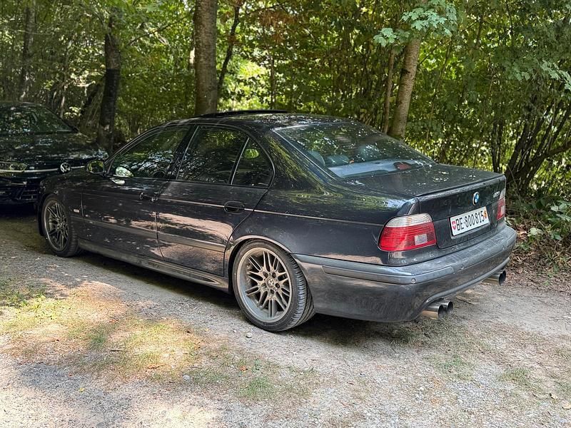 Schwarz Gebraucht 2000 BMW M5 Limousine | 26.900 € - Bild 1/4