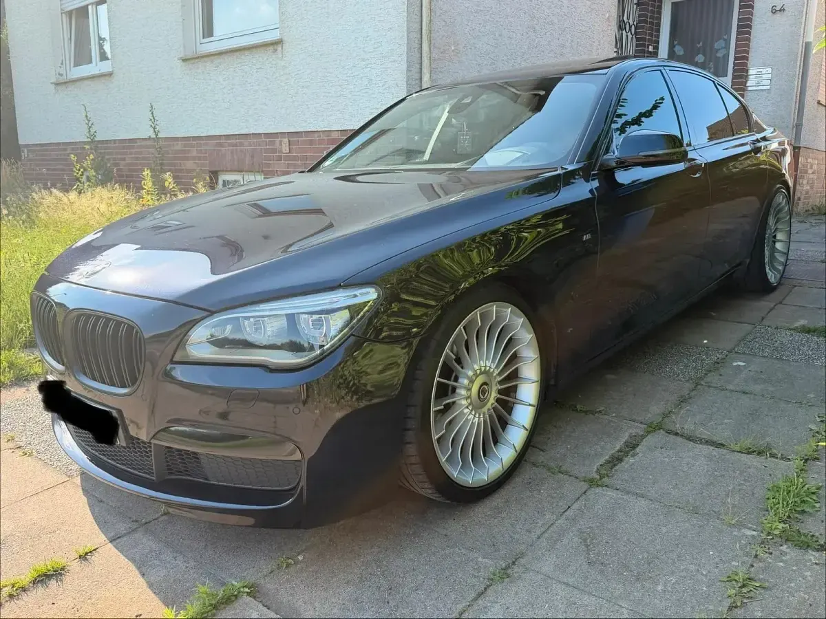 Gebraucht BMW 730 M Sport 258 PS (189 kW) 2014 Schwarz Limousine