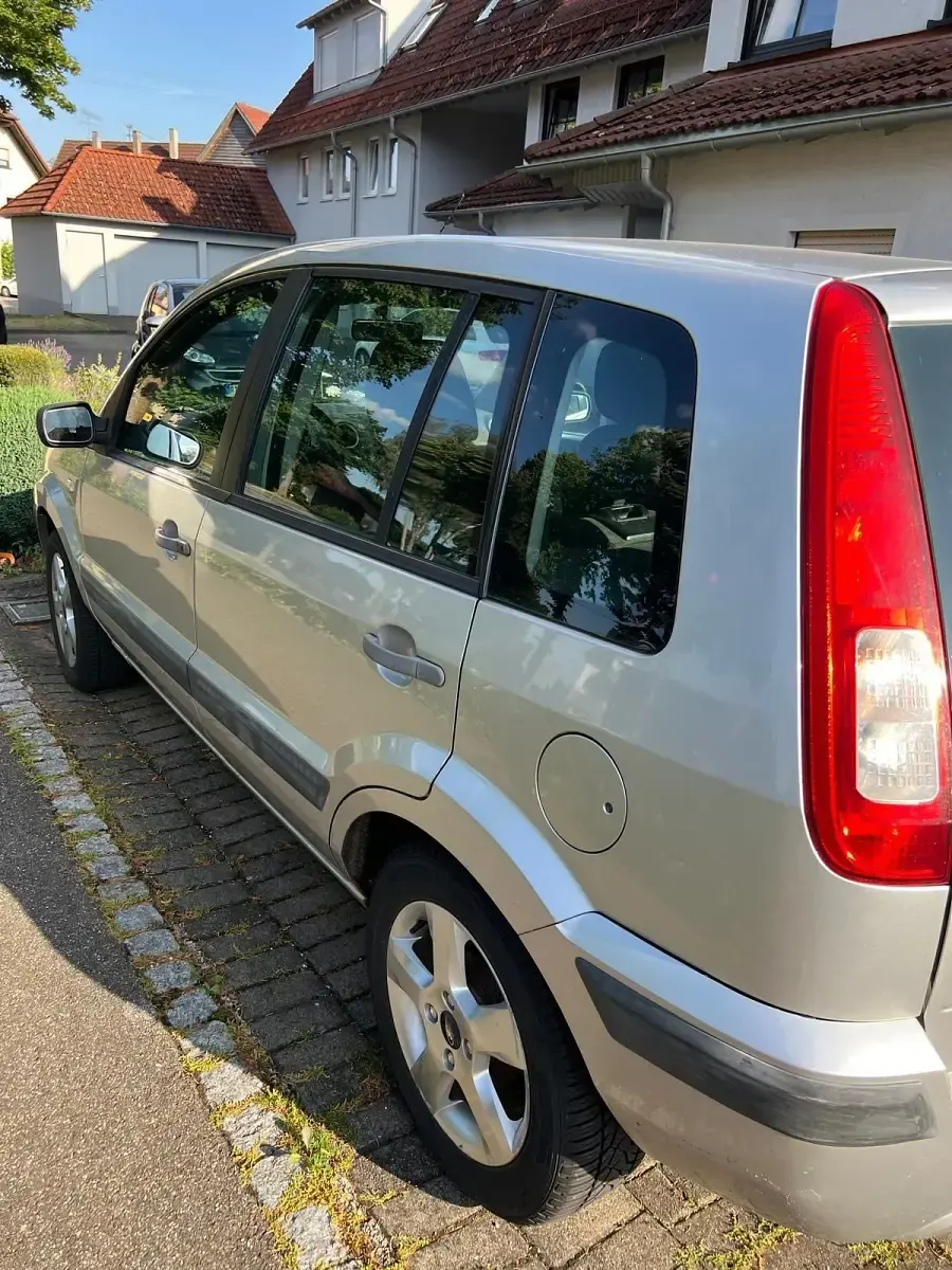 Gebraucht Ford Fusion 80 PS (58 kW) 2006 Grau Kleinwagen