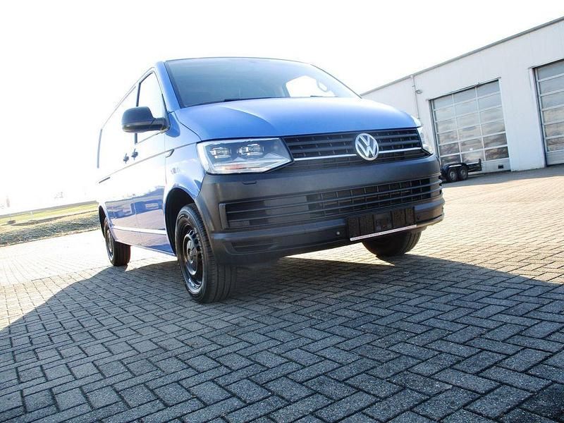 Gebraucht VW Transporter 150 PS (110 kW) 2018 Blau Van
