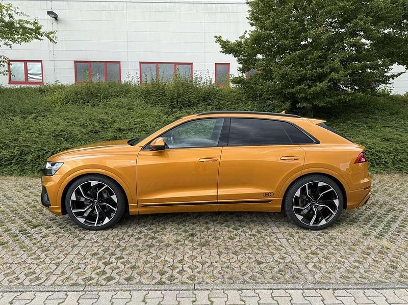 Gebraucht Audi Q8 S-Line 286 PS (210 kW) 2019 Orange SUV