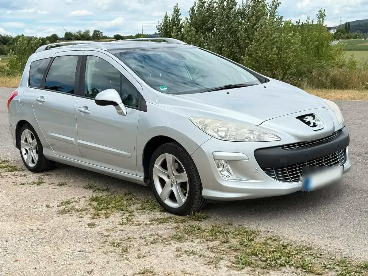 Gebraucht Peugeot 308 SW 120 PS (88 kW) 2010 Kombi
