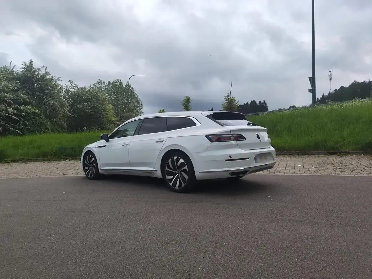 Gebraucht VW Arteon 200 PS (147 kW) 2021 Weiß Kombi