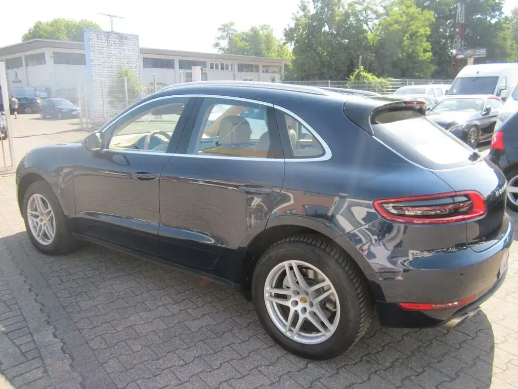 Gebraucht Porsche Macan 258 PS (189 kW) 2017 Blau SUV
