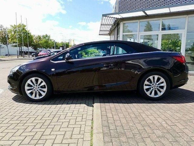 Gebraucht Opel Cascada 170 PS (125 kW) 2017 Braun Cabrio