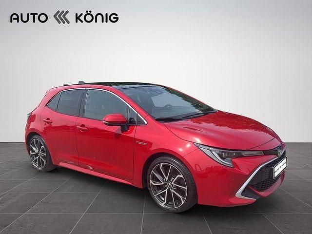 Rot Gebraucht 2021 Toyota Corolla Lounge Limousine | 21.990 € (Fairer Preis) - Bild 1/4