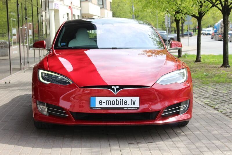 Gebraucht Tesla Model S 386 kW (525 PS) 2017 Rot Kleinwagen