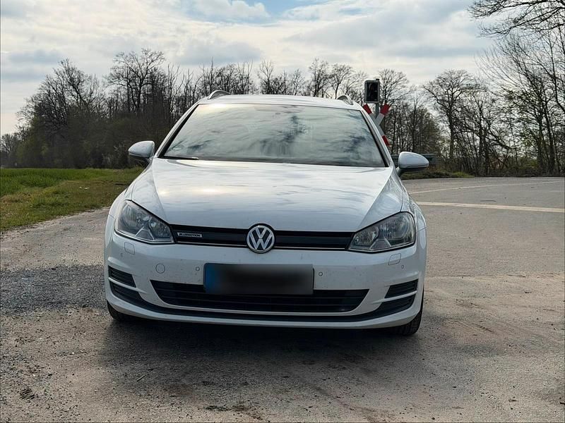 Gebraucht VW Golf VII 110 PS (80 kW) 2014 Weiß Kombi