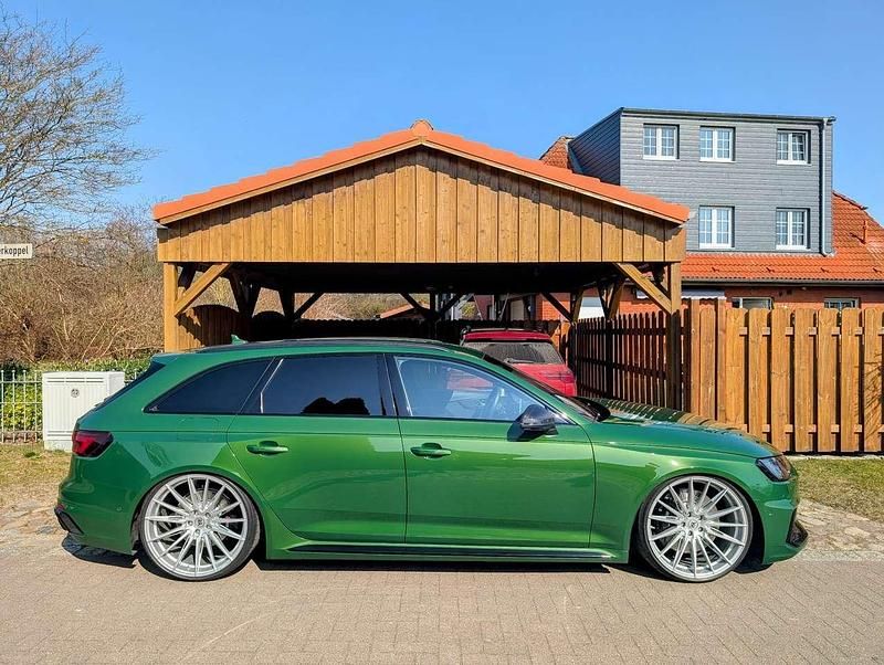 Grün Gebraucht 2018 Audi RS4 Performance Kombi | 56.500 € (Etwas zu teuer) - Bild 1/4