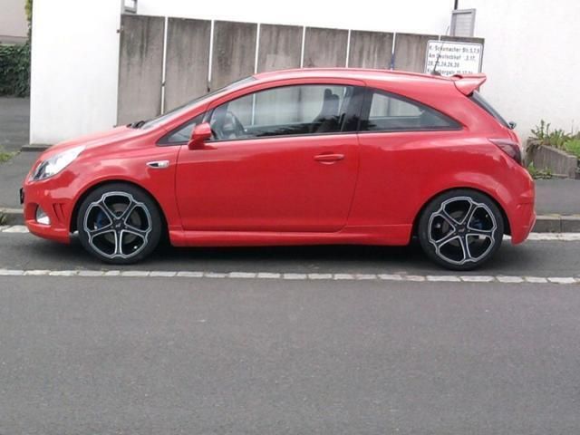 Gebraucht Opel Corsa OPC 192 PS (141 kW) 2007 Rot Kleinwagen