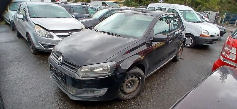 Schwarz Gebraucht 2011 VW Polo Trendline Limousine | 2.800 € (Superpreis) - Bild 1/4