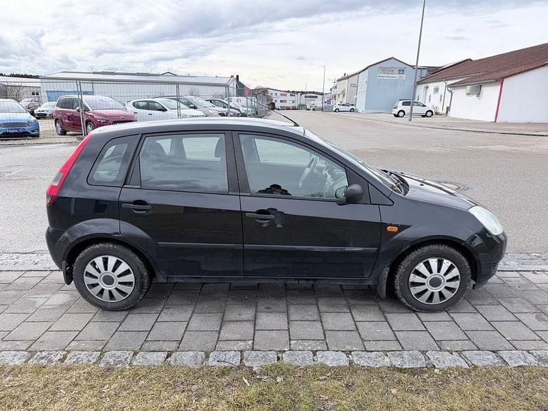 Gebraucht Ford Fiesta 69 PS (50 kW) 2005 Schwarz Kleinwagen