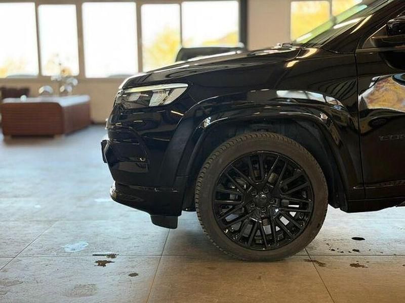 Gebraucht Jeep Compass Altitude 131 PS (96 kW) 2024 Schwarz SUV