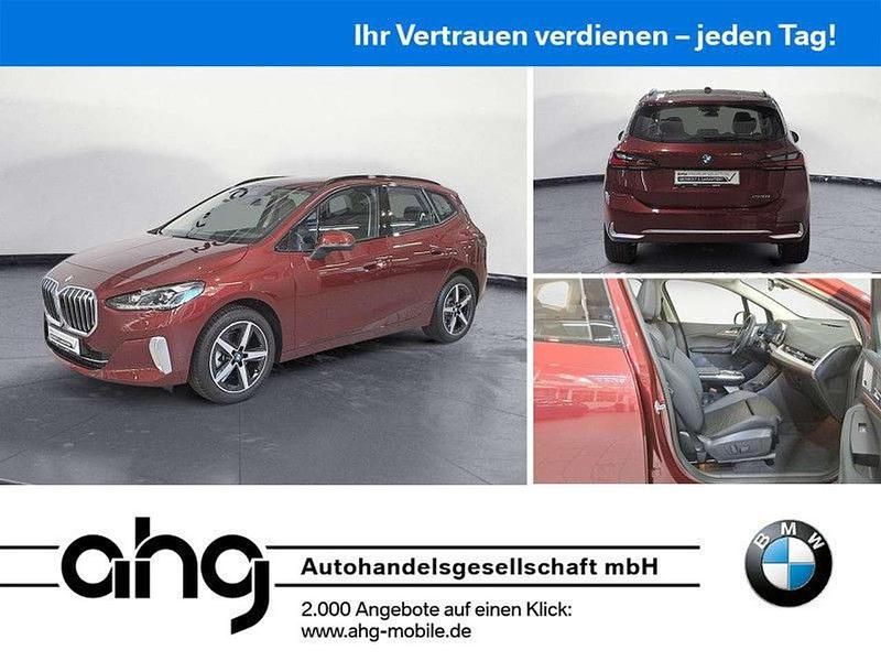 Gebraucht BMW 220 Efficient Dynamics 156 PS (114 kW) 2024 Piemont rot metallic Van / Kleinbus
