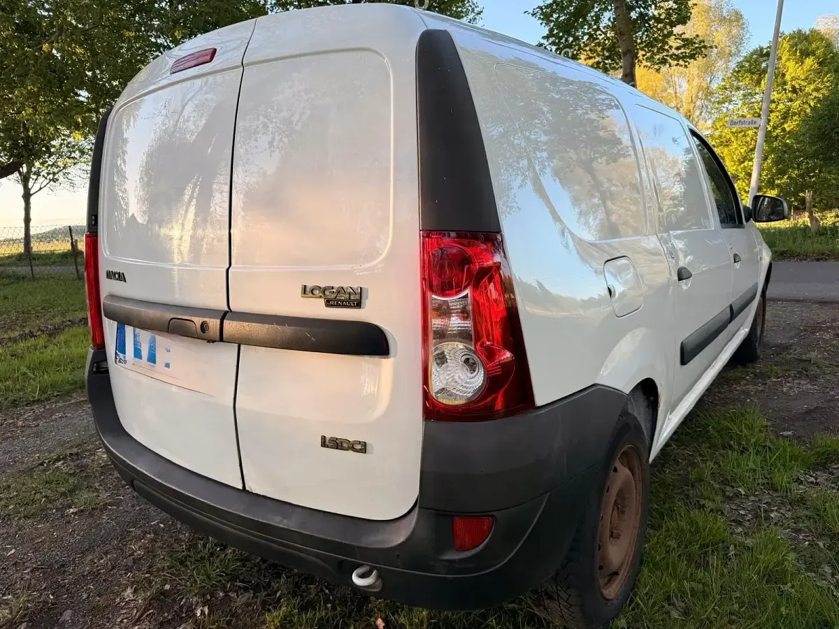 Occasion Dacia Logan 75 ch (55 kW) 2011 Blanc Pick-up