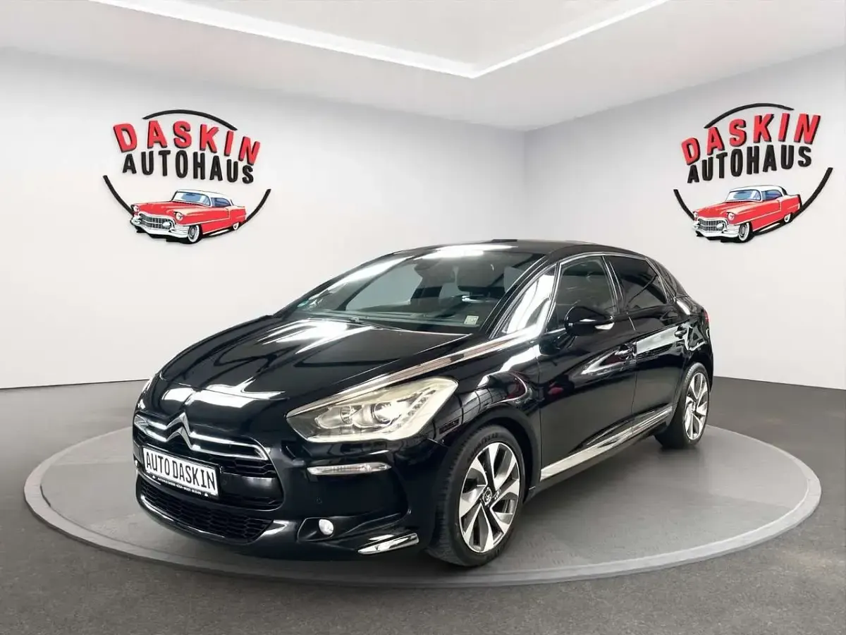 Gebraucht Citroën DS5 163 PS (119 kW) 2013 Schwarz Kleinwagen