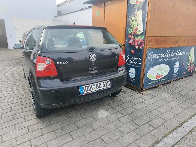 Gebraucht VW Polo 54 PS (39 kW) 2003 Schwarz Kleinwagen