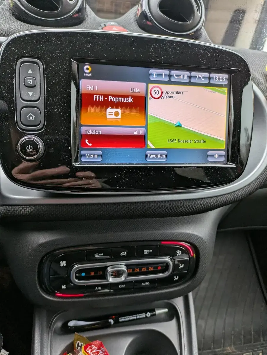 Gebraucht Smart ForFour Passion 71 PS (52 kW) 2018 Rot Kleinwagen