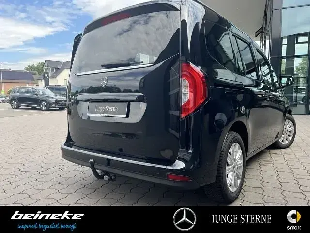Gebraucht Mercedes T180 Progressive 116 PS (85 kW) 2025 Schwarz Van / Kleinbus