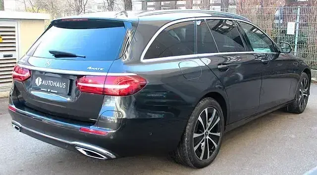 Gebraucht Mercedes E300 194 PS (142 kW) 2021 Grau Limousine