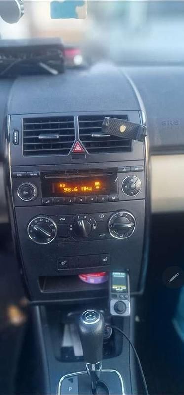 Gebraucht Mercedes A150 95 PS (69 kW) 2005 Rot Kleinwagen