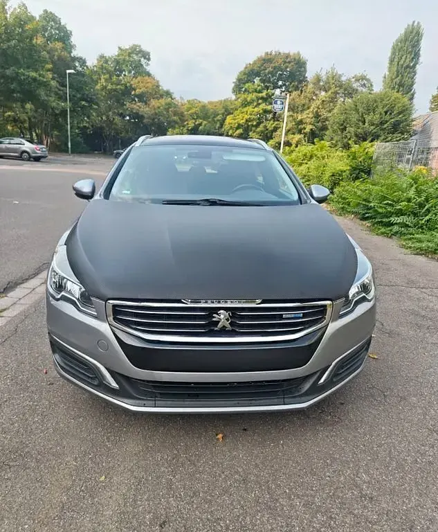 Gebraucht Peugeot 508 SW Active 120 PS (88 kW) 2015 Grau Kombi