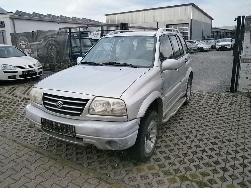 Silber Gebraucht 2002 Suzuki Grand Vitara Comfort SUV | 1.990 € (Fairer Preis) - Bild 1/4