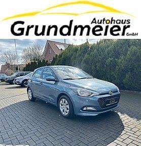 Gebraucht Hyundai i20 GO! 75 PS (55 kW) 2017 Blau Limousine