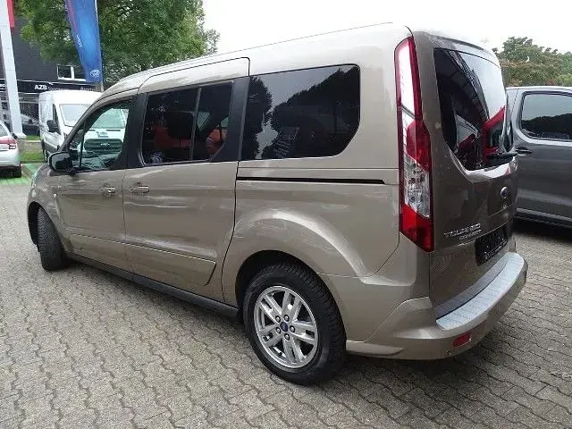 Gebraucht Ford Grand Tourneo Connect Titanium 120 PS (88 kW) 2020 Silber Van / Kleinbus