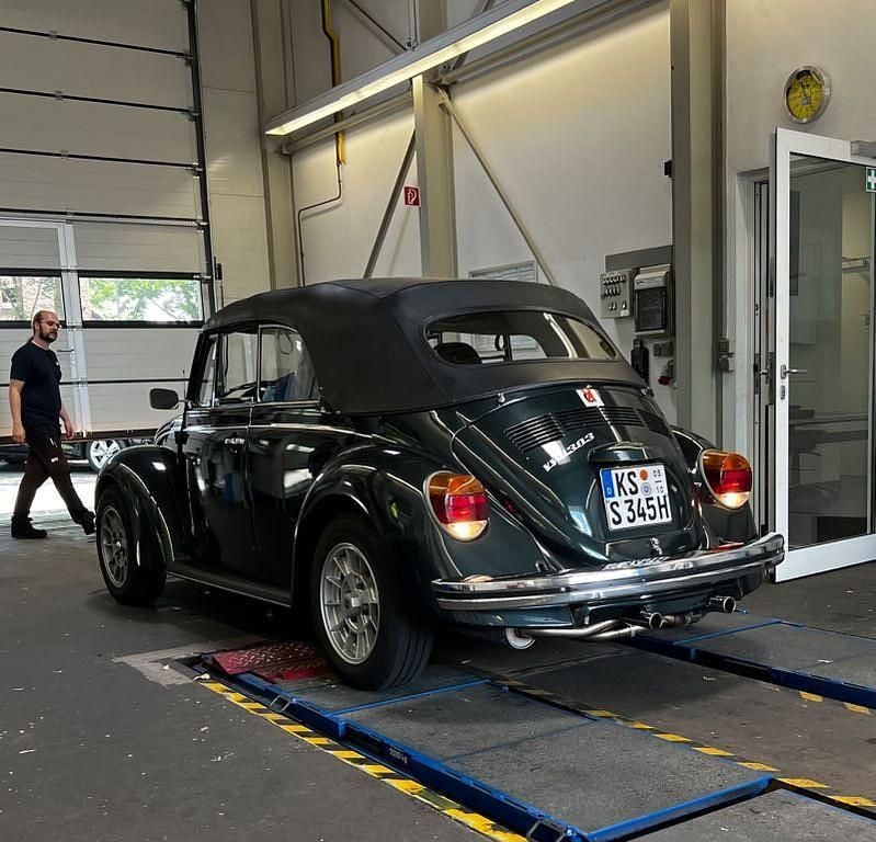 Gebraucht VW Käfer 69 PS (50 kW) 1977 Grün Cabrio