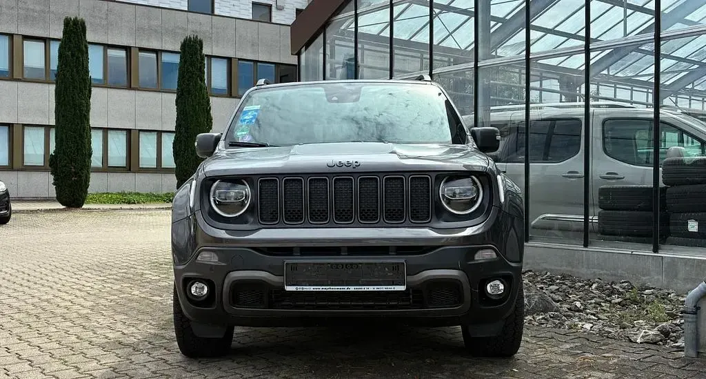 Gebraucht Jeep Renegade Trailhawk 179 PS (131 kW) 2020 Grau SUV