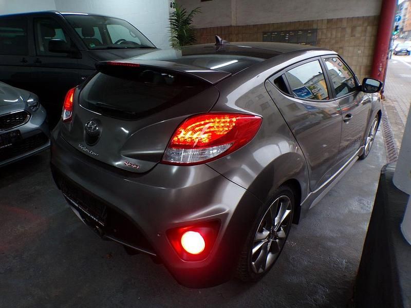 Gebraucht Hyundai Veloster Premium 186 PS (136 kW) 2015 Grau Kleinwagen