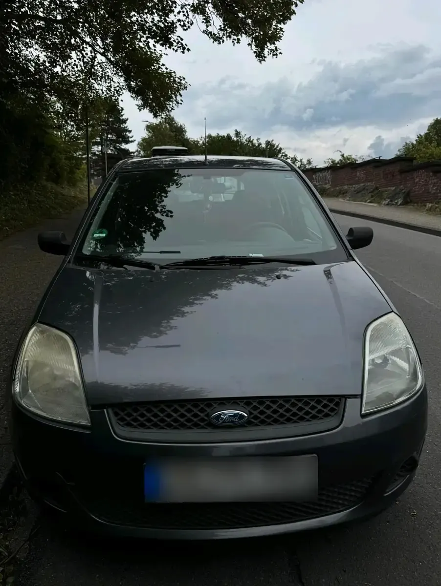 Gebraucht Ford Fiesta 2004 Grau Kleinwagen