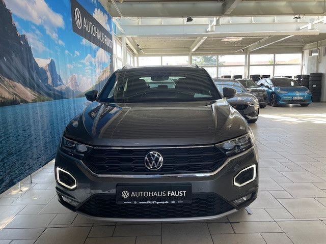 Gebraucht VW T-Roc Style 150 PS (110 kW) 2020 Grau metallic SUV