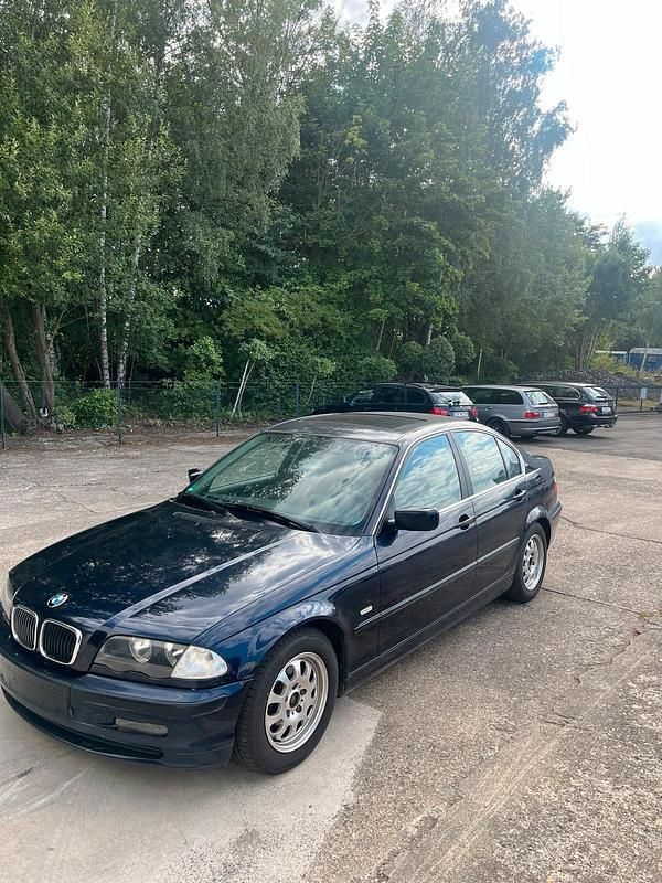 Blau Gebraucht 1999 BMW 320 M Performance Limousine | 3.000 € - Bild 1/4