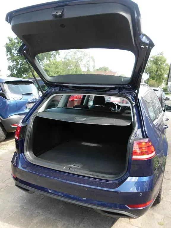 Gebraucht VW Golf VII Trendline 116 PS (85 kW) 2017 Blau Kombi