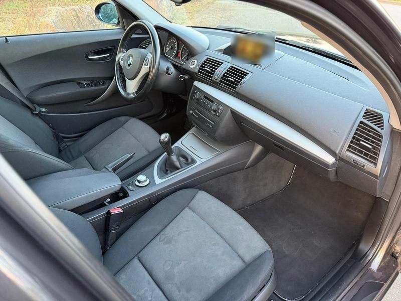 Gebraucht BMW 116 116 PS (85 kW) 2005 Grau Kleinwagen