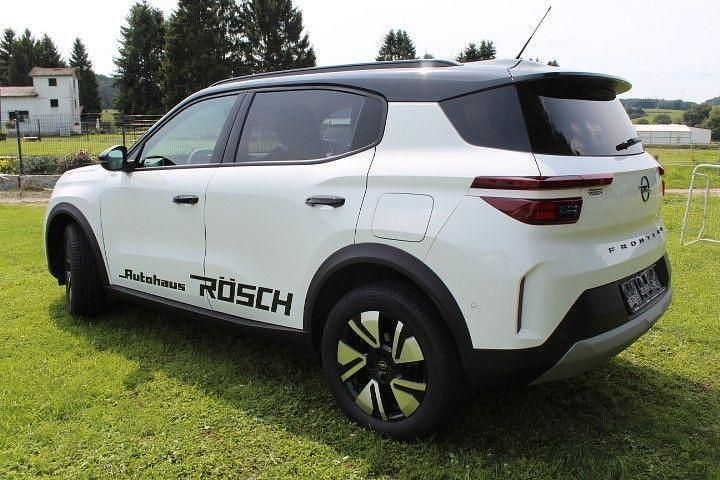 Neu Opel Frontera 145 PS (106 kW) 2025 Weiß SUV