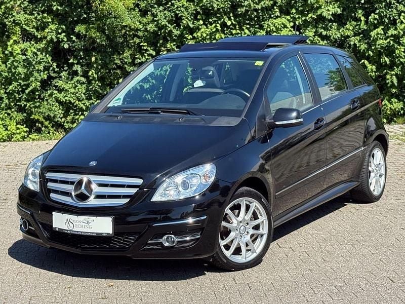Schwarz Gebraucht 2011 Mercedes B160 Avantgarde Van / Kleinbus | 8.490 € (Fairer Preis) - Bild 1/4