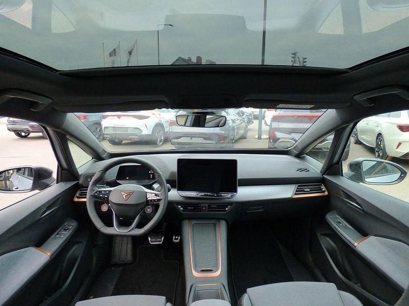 Neu Cupra Born 169 kW (231 PS) 2026 Silber Kleinwagen