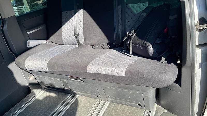 Używany VW T5 130 KM (95 kW) 2005 Srebrny Van
