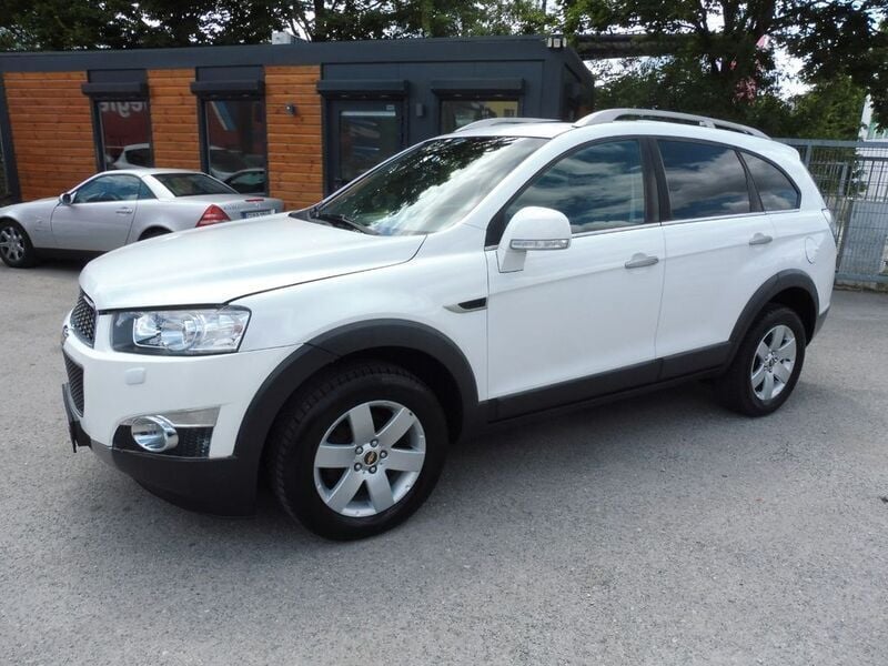 Gebraucht Chevrolet Captiva LTZ 184 PS (135 kW) 2011 Weiß SUV