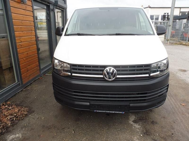 Gebraucht VW Transporter 150 PS (110 kW) 2018 Weiß Van