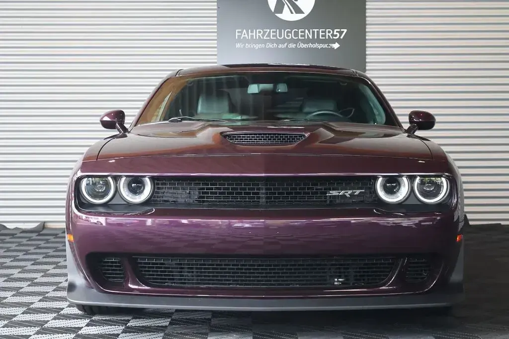 Gebraucht Dodge Challenger 373 PS (274 kW) 2020 Violett Coupé