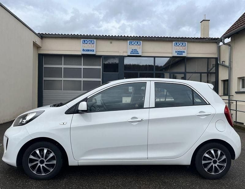Gebraucht Kia Picanto Edition 7 67 PS (49 kW) 2015 Schneeweiss Kleinwagen
