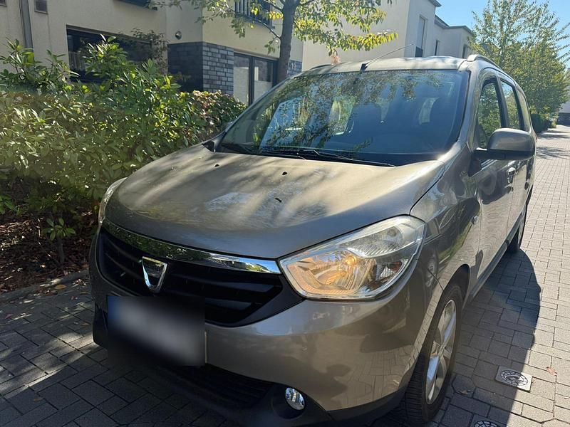 Andere farben Gebraucht 2013 Dacia Lodgy Van / Kleinbus | 2.700 € - Bild 1/4