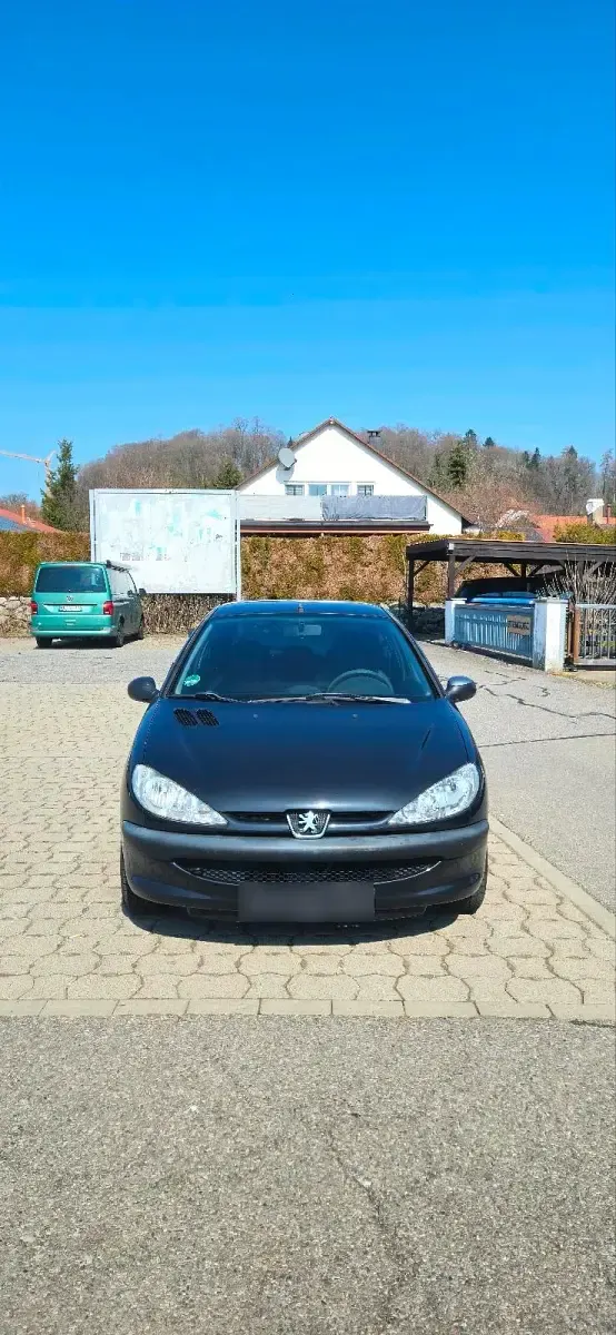 Używany Peugeot 206 75 KM (55 kW) 2007 Czarny Hatchback