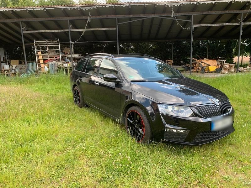 Gebraucht Skoda Octavia RS 220 PS (161 kW) 2016 Schwarz Kleinwagen