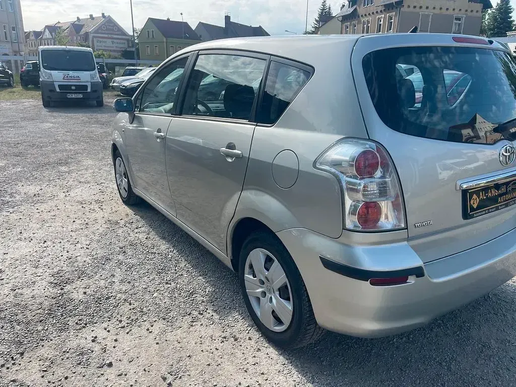 Gebraucht Toyota Corolla Verso Sol 110 PS (80 kW) 2007 Silber Van / Kleinbus