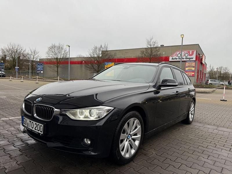 Schwarz Gebraucht 2014 BMW 318 Kombi | 8.000 € (Guter Preis) - Bild 1/4